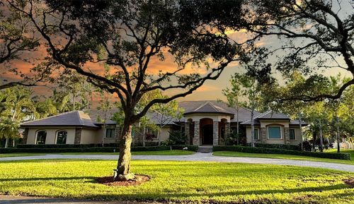 11899 W Ridgeview Dr, Davie, FL, 33330-1901 | Card Image