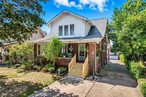 71 Lyle Dr, Hermitage, PA, 16148-1738 | Card Image
