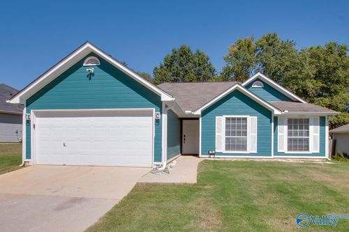 210 Cypress Creek Dr, Madison, AL, 35758-8232 | Card Image