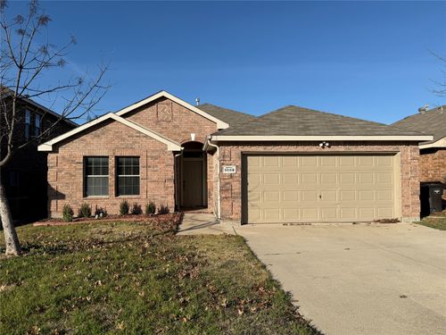 9884 Autumn Sage Dr, Fort Worth, TX, 76108-4812 | Card Image