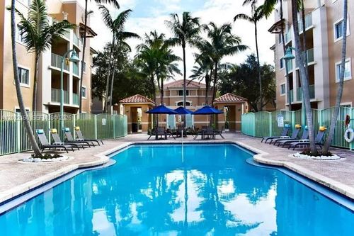 404-4011 N Pine Island Rd, Sunrise, FL, 33351 | Card Image