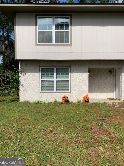 695 Douglas Dr, Saint Marys, GA, 31558-4493 | Card Image