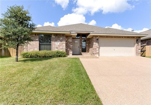 1011 Emerald Dove Ave, College Station, TX, 77845-6163 | Card Image