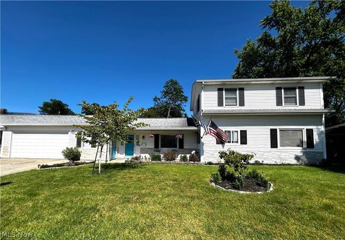 3105 Charles St, Cuyahoga Falls, OH, 44221-1209 | Card Image