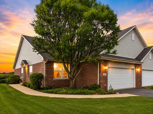 617 Enclave Ln, Manteno, IL, 60950-6000 | Card Image