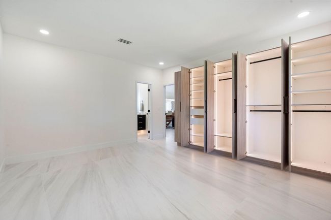 13900 Mustang Trl, House other with 5 bedrooms, 6 bathrooms and null parking in Southwest Ranches FL | Image 48