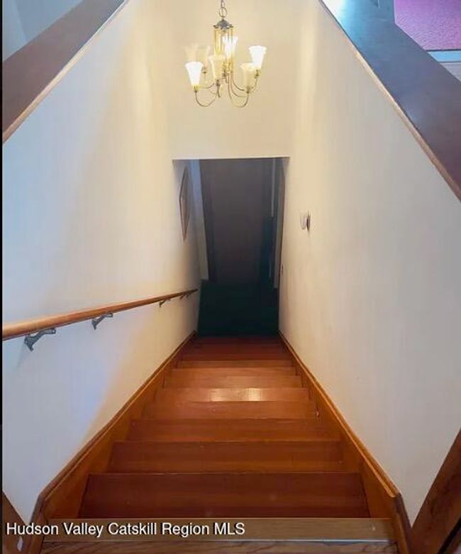 Stairsb from 2nd Floor | Image 13