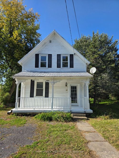 41 Main St S, Newington, ON, K0C1Y0 | Card Image