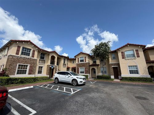 102-5-1720 Ne 33rd Ave, Homestead, FL, 33033-6173 | Card Image