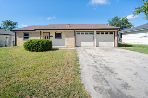 2010 Continental Dr, Killeen, TX, 76543-2549 | Card Image