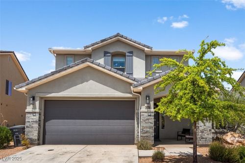 379 N Puerta Dr, Washington, UT, 84780-3099 | Card Image