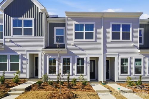 31-5114 Orchardview Way, Charlotte, NC, 28216-5459 | Card Image