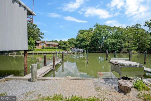 492 Twin Cove Ln, Solomons, MD, 20688-4062 | Card Image