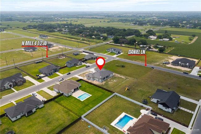 5407 Common Ln, House other with 4 bedrooms, 4 bathrooms and 2 parking in Weslaco TX | Image 42