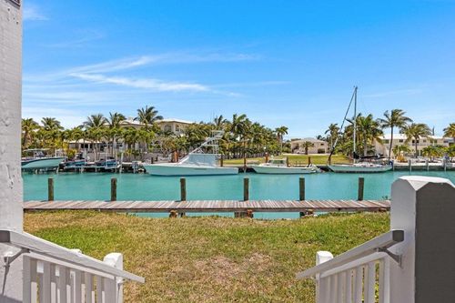 7041 Harbor Village Dr, Duck Key, FL, 33050 | Card Image