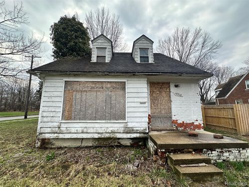 14910 Mapleridge St, Detroit, MI, 48205-3094 | Card Image