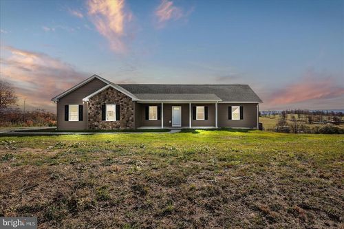 164 Pasture Ln, CAPON BRIDGE, WV, 26711-8975 | Card Image