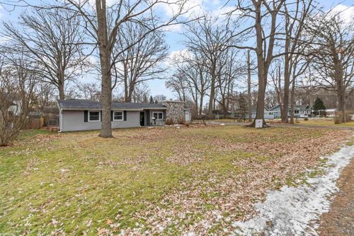 1745 Wisconsin Ave, Marysville, MI, 48040-1665 | Card Image