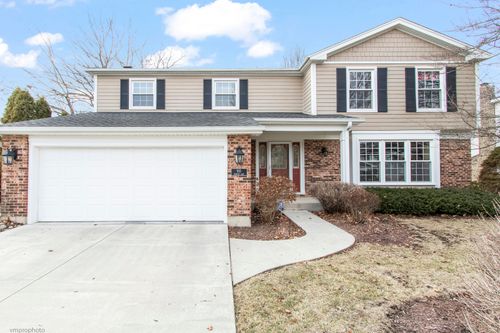 913 Warwick Ln, Libertyville, IL, 60048-3557 | Card Image