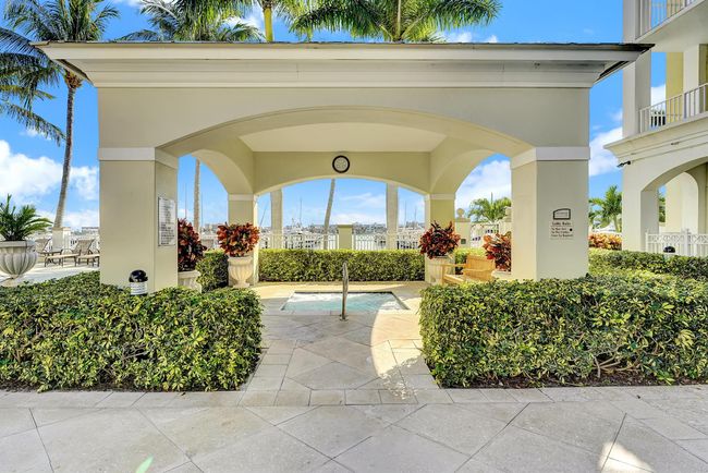 APT-606 - 804 E Windward Way, Condo with 2 bedrooms, 2 bathrooms and null parking in Lantana FL | Image 34