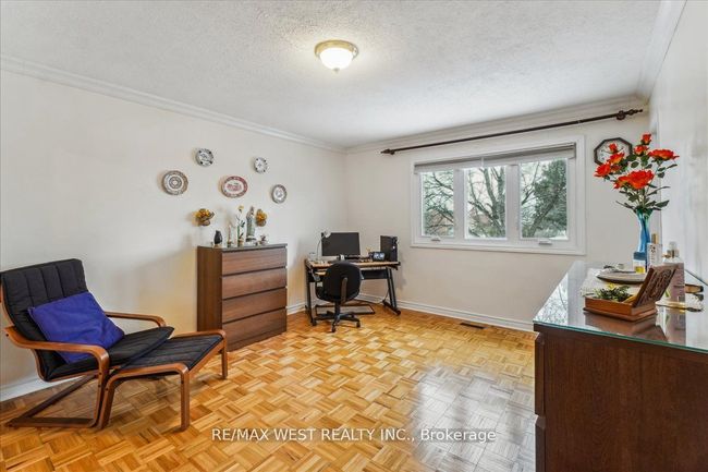 126 Charters Rd, House other with 5 bedrooms, 4 bathrooms and 2 parking in Brampton ON | Image 7