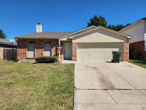 607 Hollyberry Dr, Mansfield, TX, 76063-3621 | Card Image