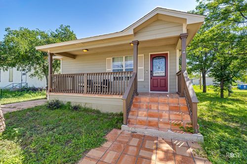 705 Fay St, Sonora, TX, 76950-7637 | Card Image