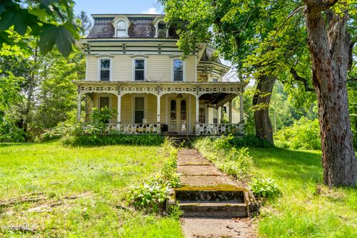 1942 Main St, Delanson, NY, 12053-2456 | Card Image