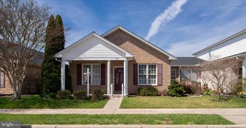 1845 Meridian Dr, HAGERSTOWN, MD, 21742-1233 | Card Image