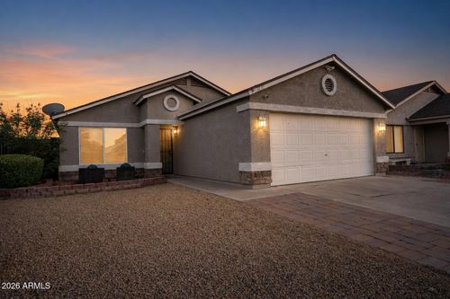 3131 W Donald Dr, Phoenix, AZ, 85027-1622 | Card Image