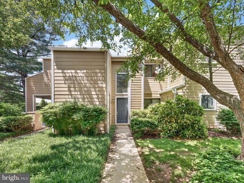 1917 Villaridge Dr, RESTON, VA, 20191-4824 | Card Image