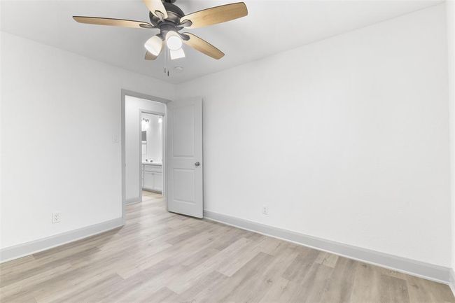 6235 Dumfries Dr, House other with 4 bedrooms, 2 bathrooms and 2 parking in Houston TX | Image 20