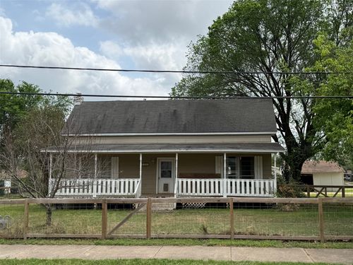 280 W 4th St, Crawford, TX, 76638-3295 | Card Image