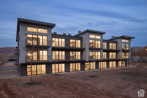 b301-443 S Kane Creek Blvd, Moab, UT, 84532 | Card Image