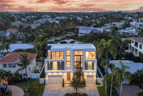 365 Ne 3rd St, Boca Raton, FL, 33432-4017 | Card Image