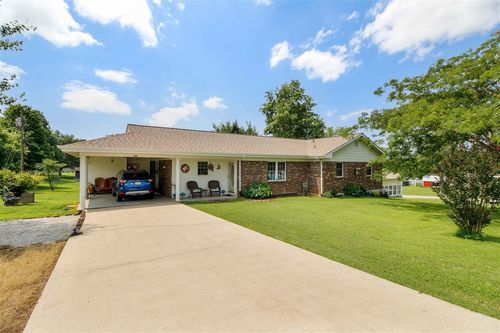 509 New St, Horse Cave, KY, 42749-1805 | Card Image