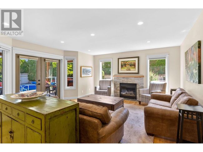 464 Cascia Dr, House other with 4 bedrooms, 4 bathrooms and 2 parking in Kelowna BC | Image 10