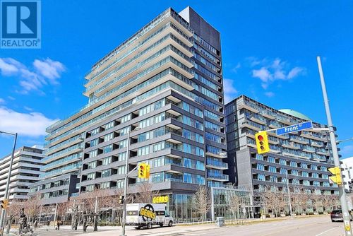 n525-120 Bayview Avenue, Toronto (Waterfront Communities), ON, M5A0G4 | Card Image