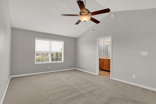 10905 Lemongrass Dr, Condo with 2 bedrooms, 3 bathrooms and null parking in Zionsville IN | Image 22