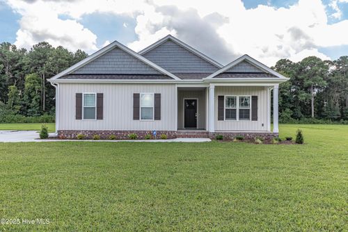 325 Paul Hare Rd, Goldsboro, NC, 27530-9798 | Card Image