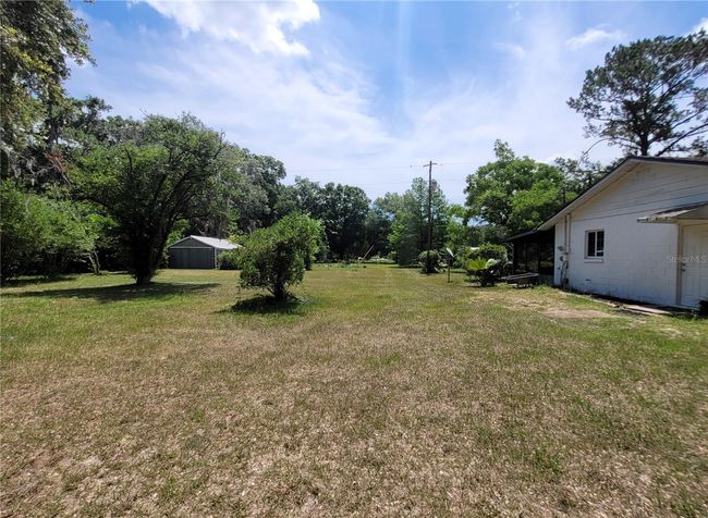 13385 Ne 10 Th Ct, House other with 3 bedrooms, 2 bathrooms and null parking in CITRA FL | Image 12