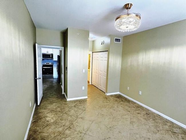 PH1-10 - 651 Okeechobee Blvd, Condo with 2 bedrooms, 2 bathrooms and null parking in West Palm Beach FL | Image 8