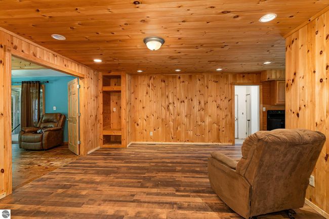 6997 Woodlea Rd W, House other with 3 bedrooms, 2 bathrooms and null parking in Oscoda MI | Image 9
