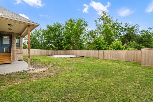 739 W Partridge Dr, Fayetteville, AR, 72701-8921 | Card Image