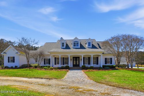 173 Anderson Station Rd, Flora, MS, 39071-9351 | Card Image