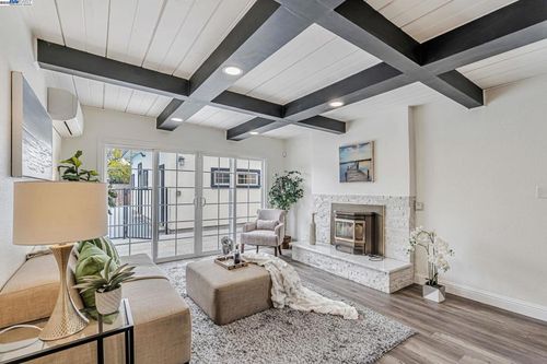 340 Beverly Ave, San Leandro, CA, 94577 | Card Image