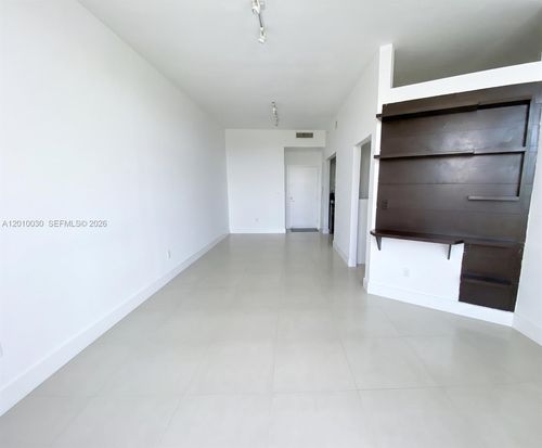 1405-2829 Indian Creek Dr, Miami Beach, FL, 33140-4793 | Card Image