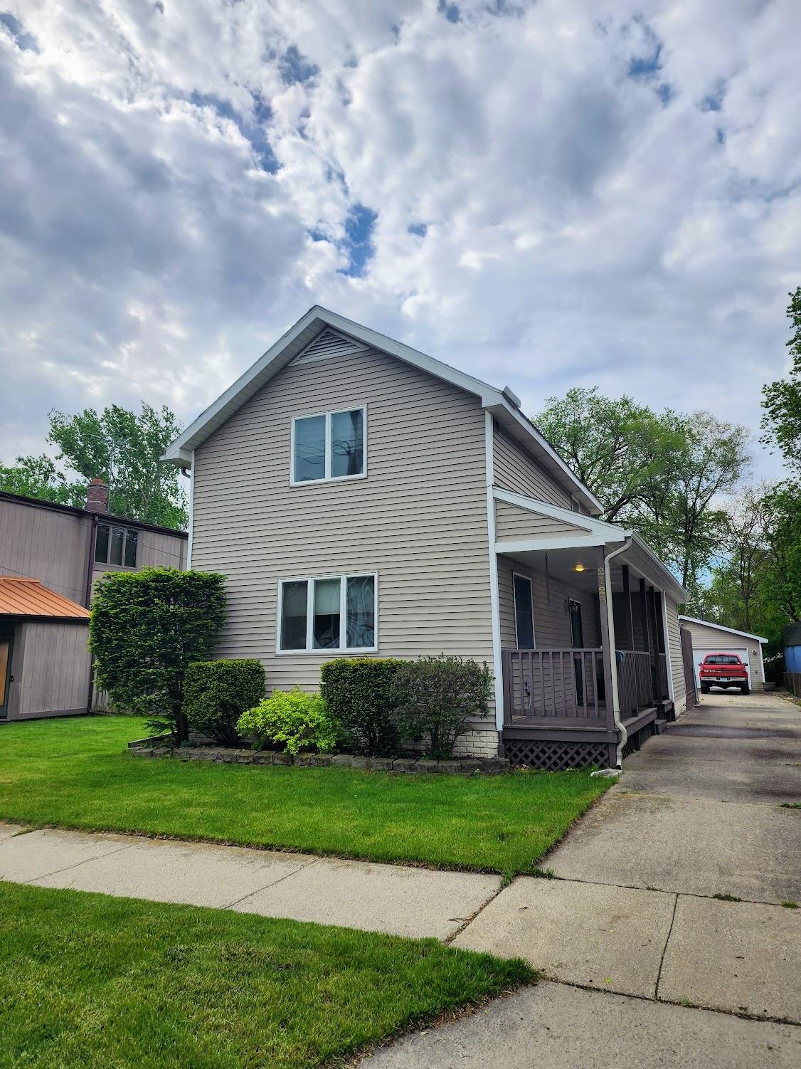 3rd St, Bay City, MI 48708