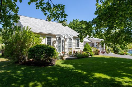 163 Walton Rd, Seabrook, NH, 03874-4538 | Card Image