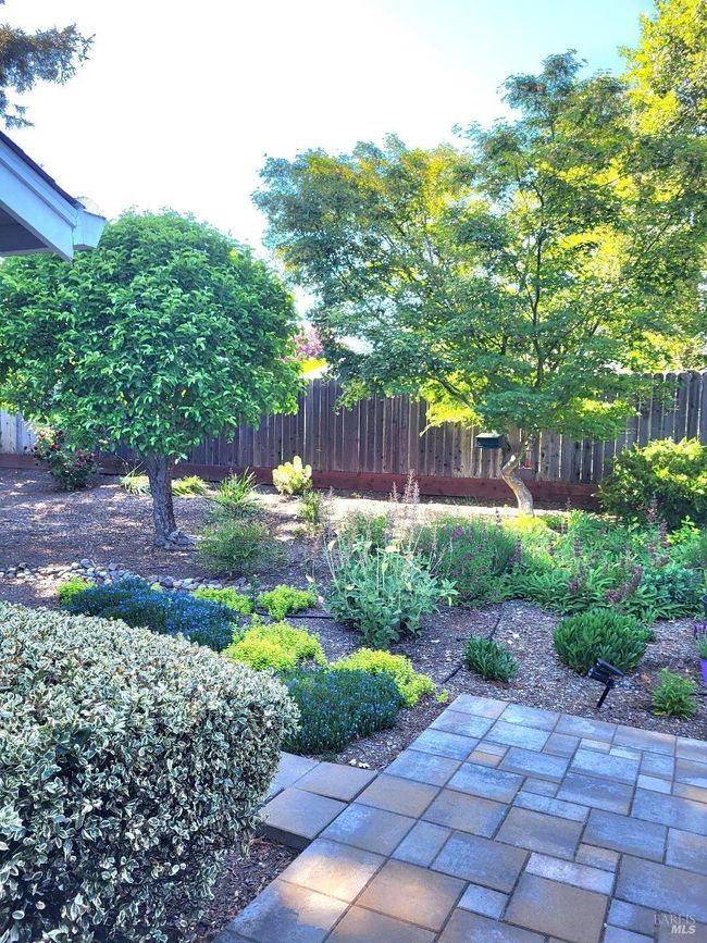 123 Old Oak Ln, House other with 2 bedrooms, 2 bathrooms and 4 parking in Santa Rosa CA | Image 29